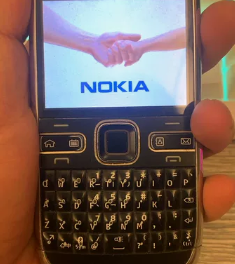 诺基亚E72 品牌：Nokia/诺基亚诺基...