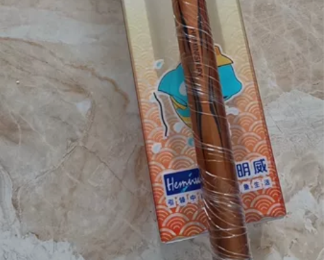 出两支闲置鱼竿,海明威龙门飞甲二代综合竿6...