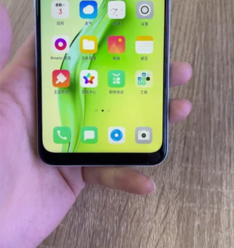 Oppo A8 4128 整体成色还不错...