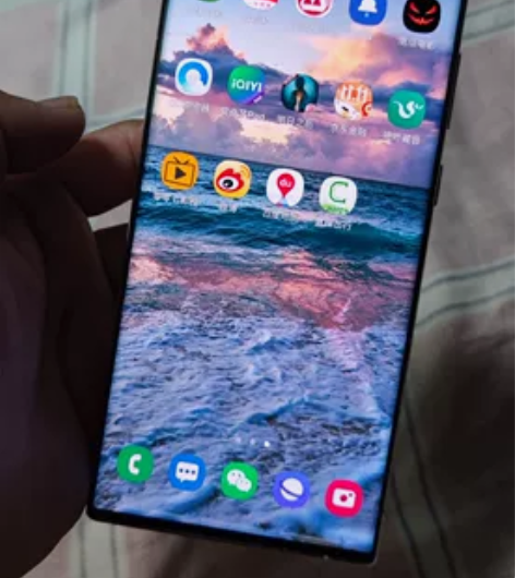 出一台自用三星S22ultra,双卡5G,...