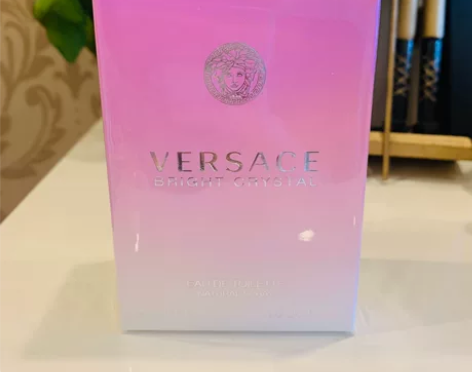 范思哲粉钻香水30毫升，全新未拆封，保质期...