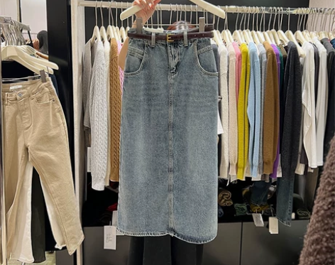 半身裙女秋2022新款复古港风水洗高腰显瘦...