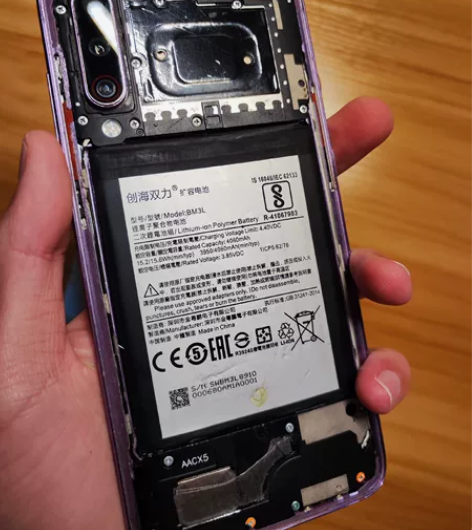 小米9实体,屏幕碎,主板正常,账号可退,当...