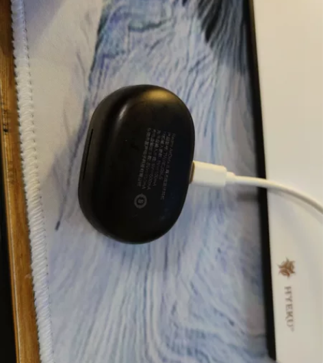 redmi airdots s蓝牙耳机，没...