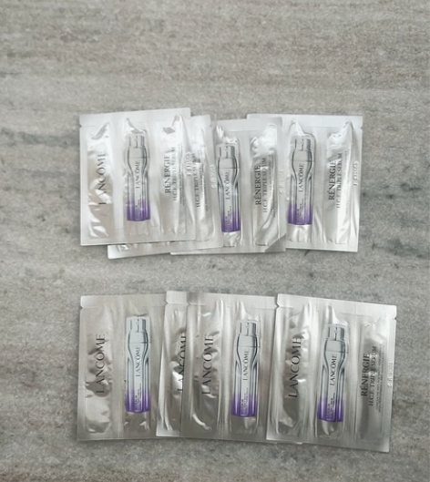 兰蔻塑颜多效三管精华1ml×8片，共8ml...