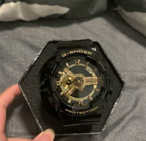 卡西欧手表黑金颜色 嘎嘎好看，型号ga11...