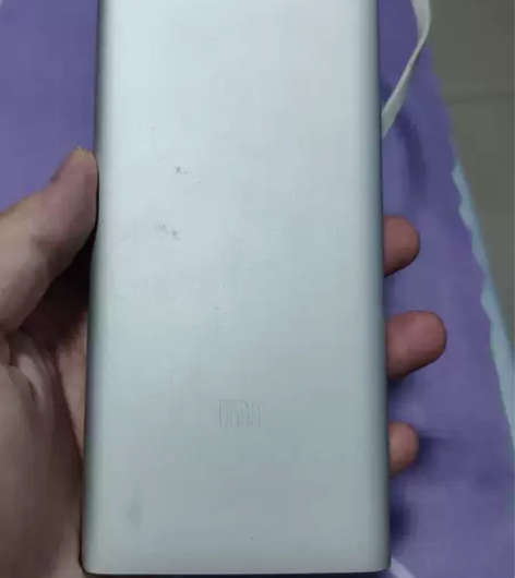 公司活动抽中罗马仕的充电宝，现在出闲置的小...