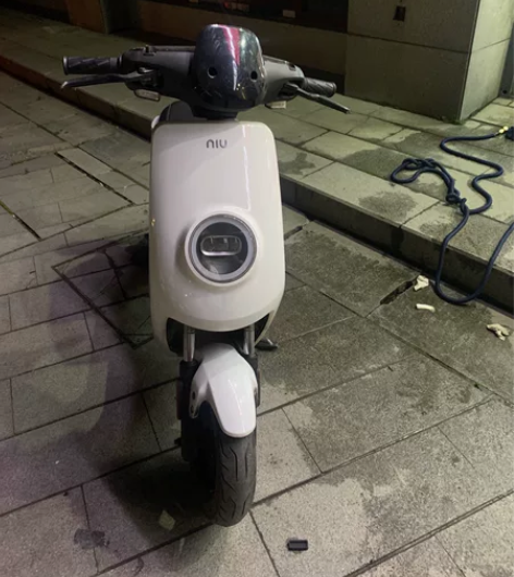 小牛电动M1lite，急出，杭州同城可面交...