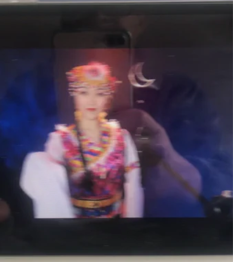 ipad迷你1。看个西瓜,刷个抖音还可以吧...