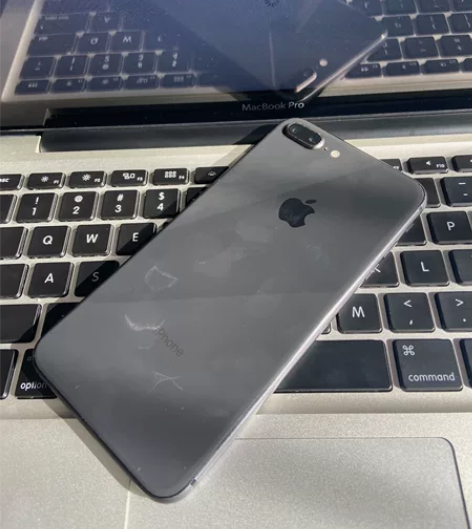 8plus 64G 电池健康100 ...