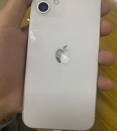iPhone 12 感兴趣的话点“我想要”...