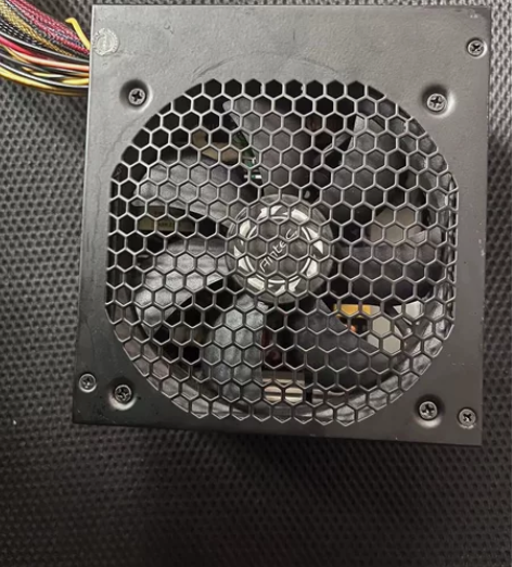安钛克500w电源，CPU。4+4。 显卡...