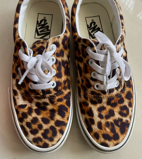 vans豹纹 尺码36.5,我平时穿37有...