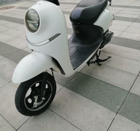 台铃电动车转让，60伏20安电池，车买一年...