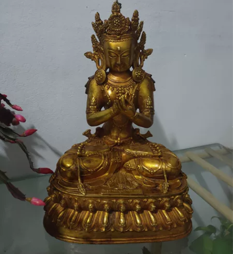 纯铜鎏金藏传观音,造型端庄大气,面相饱满庄...