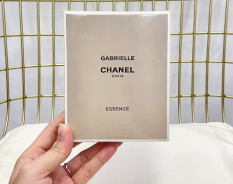 香奈儿嘉柏丽尔天性香水100ml,全新未拆...