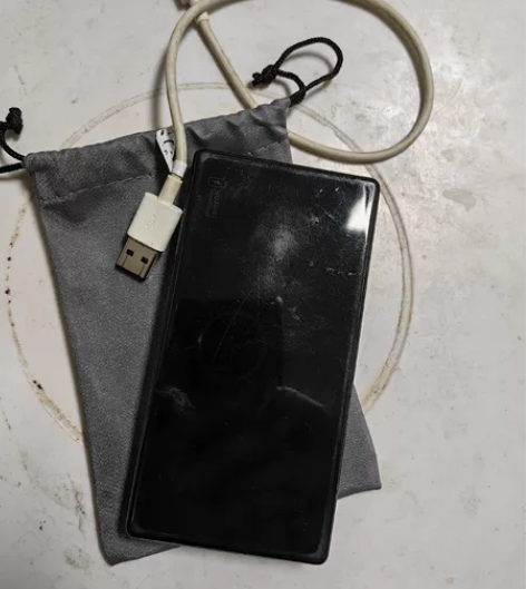华为40W超级快充移动电源12000毫安充电宝 二手，成色一...