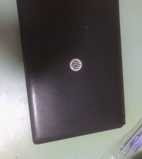 两台没硬盘没内存笔记本电脑转，一台清华同方...