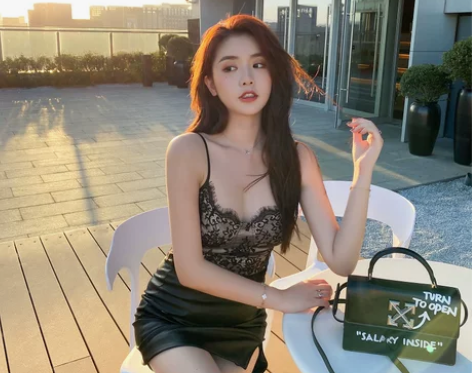 复古蕾丝法式吊带背心女抹胸裹胸打底性衫感西...