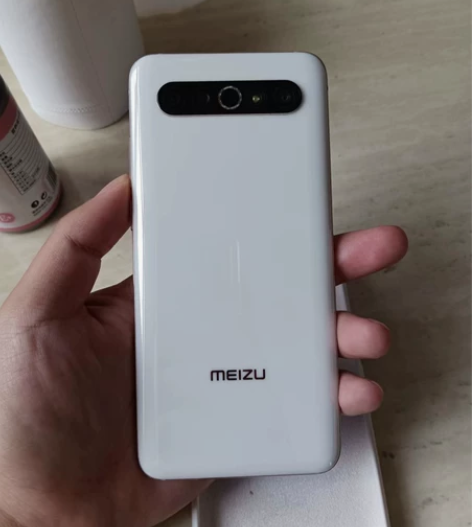 魅族17pro,8+128,九成新左右,仔...