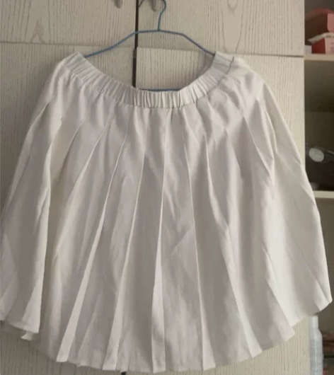 NEW LOOK 小黑裙 伞裙 吊带裙 ...