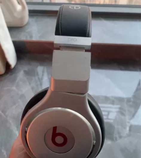 beats pro (最经典的银黑) 录音...