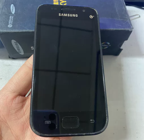 三星GALAXYS 盖世 I9008L 移...