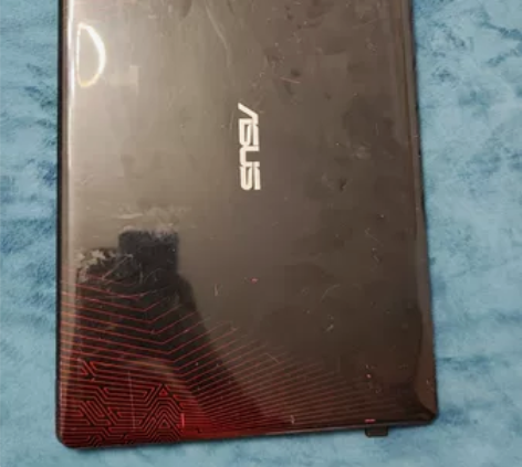 华硕飞行堡垒FX50J 18年买的,85新...