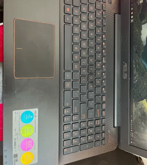华硕笔记本型号：X555QG， 几乎全新，...