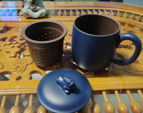 紫砂杯，带茶漏 全新 有三个 颜色：宝兰 ...