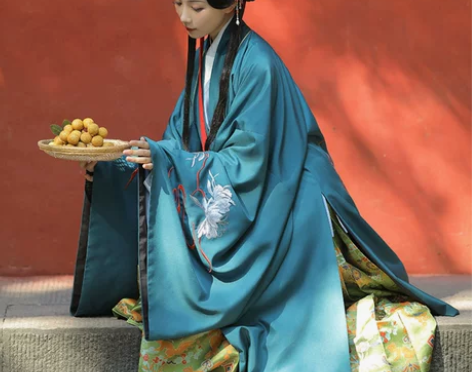 兰若庭 汉服 乘黄 明制 披风 绣花，仅下...