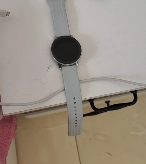 一加手表，一直闲置，搬家找到的，诚心要的联...