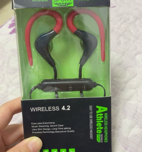 运动耳机！给钱就卖！不承担运费！ 感兴趣的...