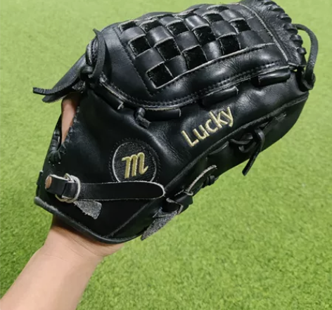 marucci棒球投手手套八成新，12寸 ...