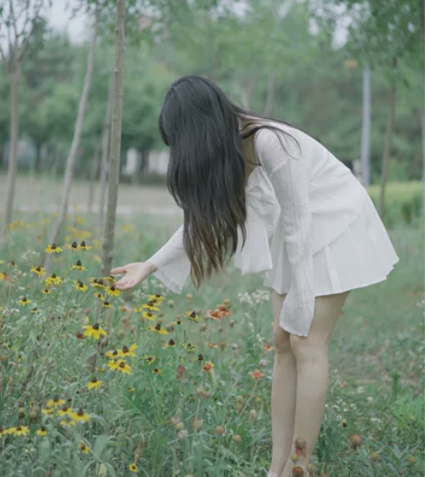 百褶裙 感兴趣的话点“我想要”和我私聊吧~