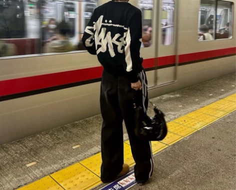 Stussy毛衣 Clean fit vi...