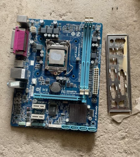 拆机技嘉h61m-ds2主板一片、功能接口...
