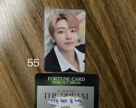出 NCTDREAM 演唱会随机刮刮卡 T...