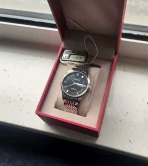 罗西尼原装正品手表,走时精准,电池还有电,...