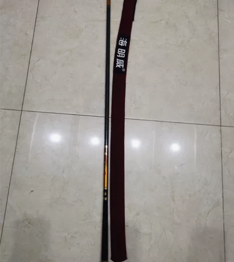 海明威至尊皇5.4 二手出全新海明威至尊皇...