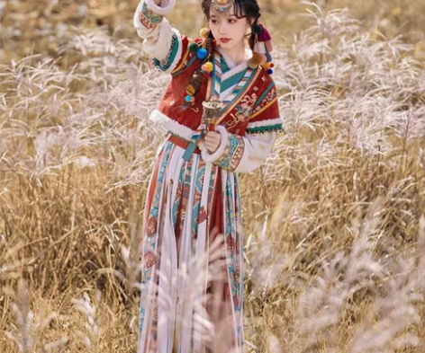 【玄女大全套】七月夕汉服 交领上袄改良绣花...