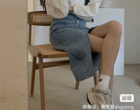 牛仔包臀裙开叉  弹性真的好  凸现腰臀比...