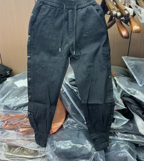 男士休闲牛仔裤 就一条 春秋季  直接拍 ...