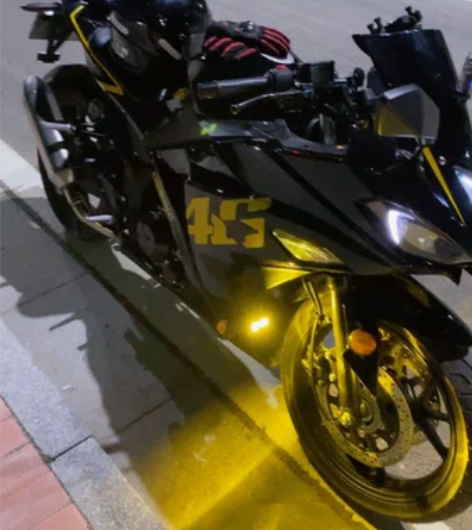 摩托车整车~几乎全新，买来没时间骑，没地方...