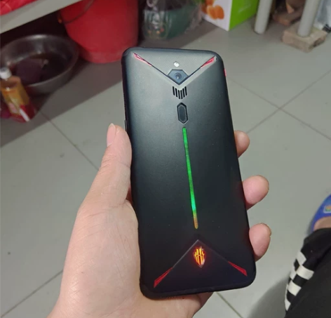 一分钱一分货】Nubia红/努比亚红魔3代电竞游戏手机吃鸡王...