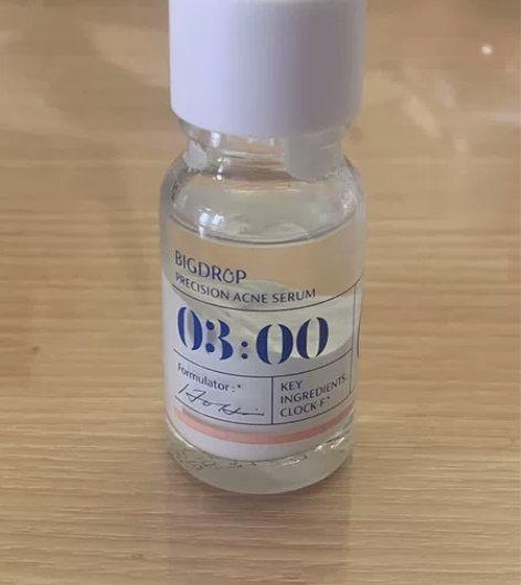 大水滴祛痘精华 自己有一瓶 所以这瓶就低价...