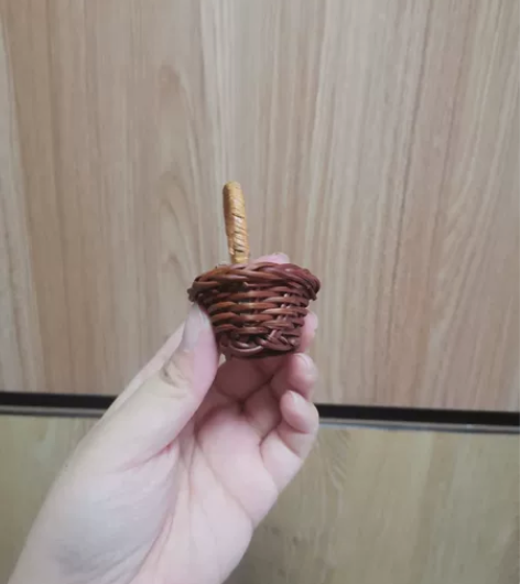 手工制作超级mini花篮,做工很精致,自己...