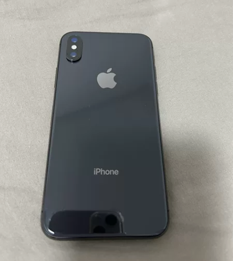iPhone X64G 黑色 刚刚换了新手...