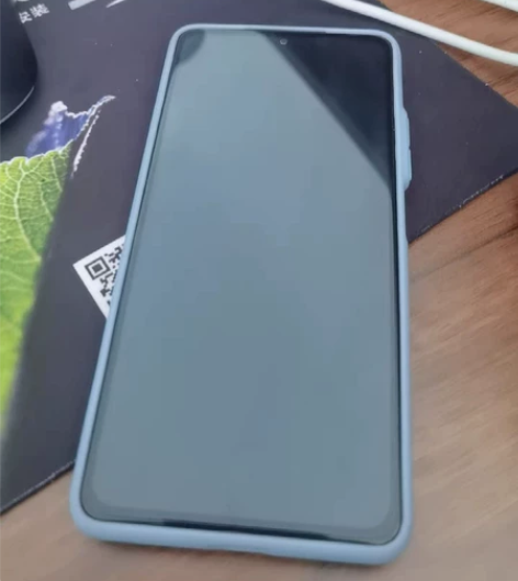红米k40pro8加256g,在保到8.2...
