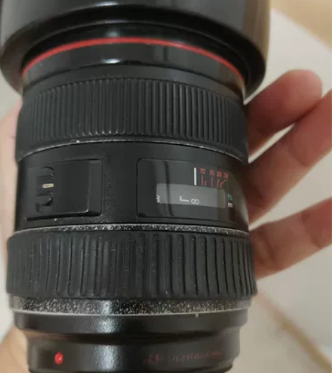 佳能24-70f2.8一代镜头,成色一般~...